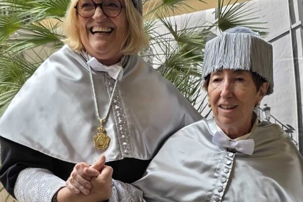 Rosa María Blasco, la enfermera alcoyana investida Honoris causa