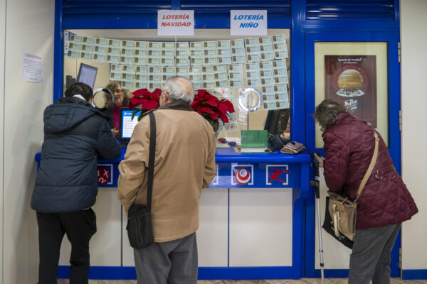 Alcoy apuesta cinco millones al sorteo de la Lotería de Navidad