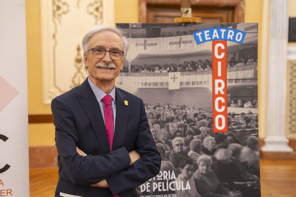 Un libro para recuperar el alma del Teatro Circo