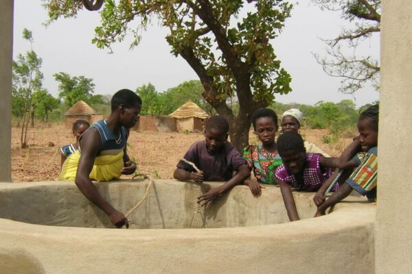 Alcoy otorga 15.811 euros a PROYDE para un proyecto en escuelas rurales de Togo