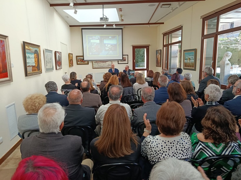 Llibre fotogràfic de la Peña Fontilles