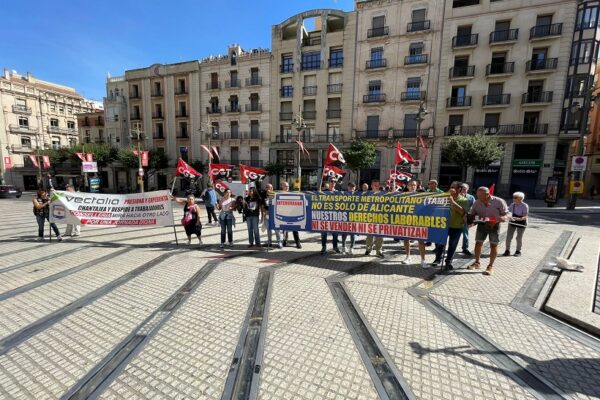 Huelga indefinida de la plantilla de La Alcoyana