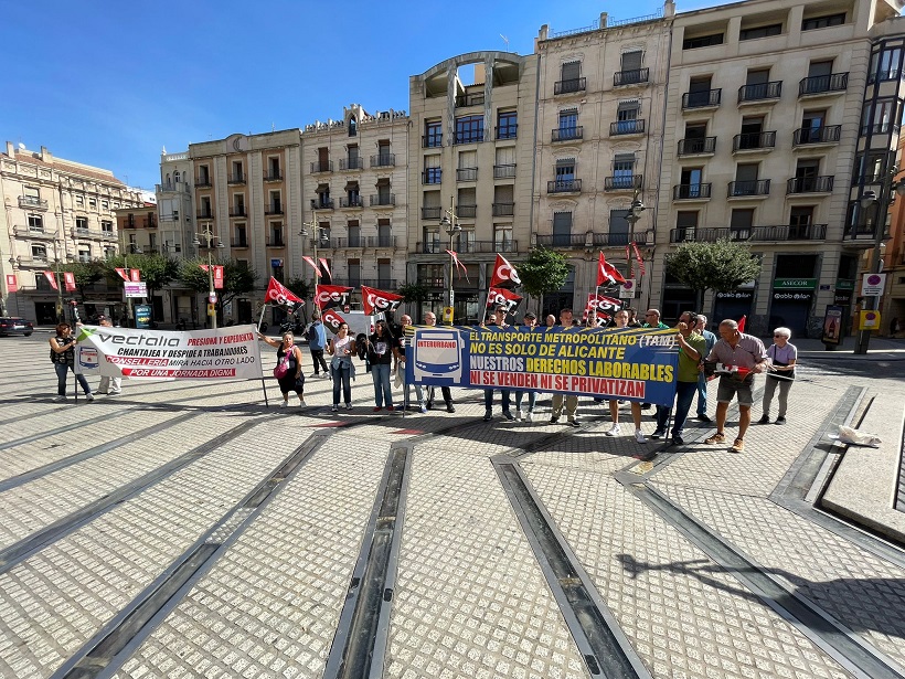 Huelga indefinida de la plantilla de La Alcoyana