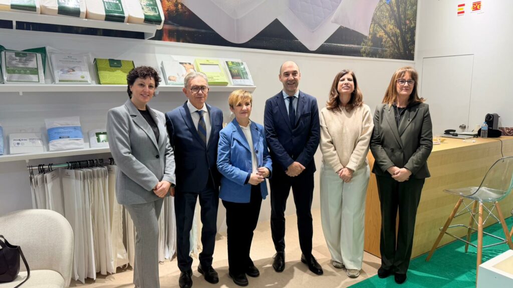 Pepe Serna: “La internacionalización es la clave para sostener al textil valenciano”