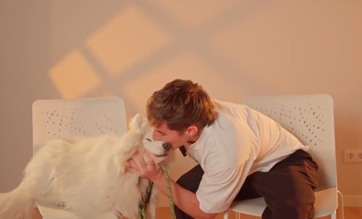 'Tenemos que vernos más', sobre el uso de las pantallas