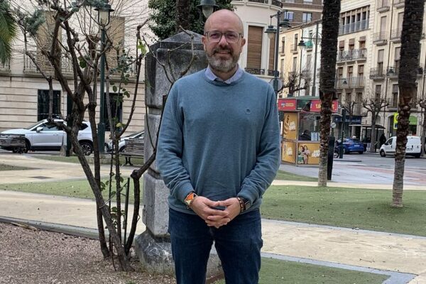 “És necessari crear una marca pròpia per a atraure patrocinadors”