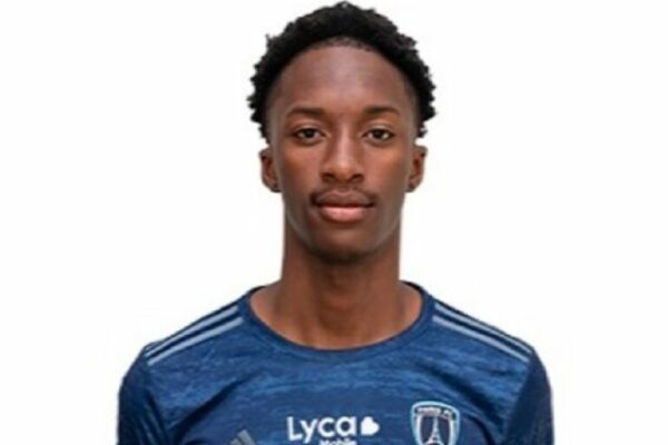 L'Alcoyano fitxa al francés Kalilou Camara i preocupa la greu lesió de Jagoba Zárraga