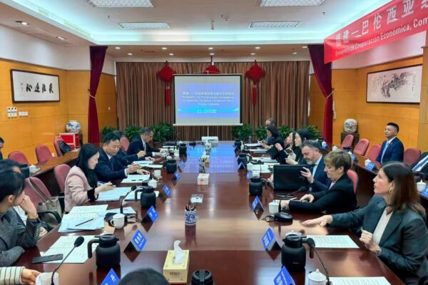 La Generalitat pone en marcha el Plan China para intensificar la promoción de la Comunitat Valenciana en este mercado