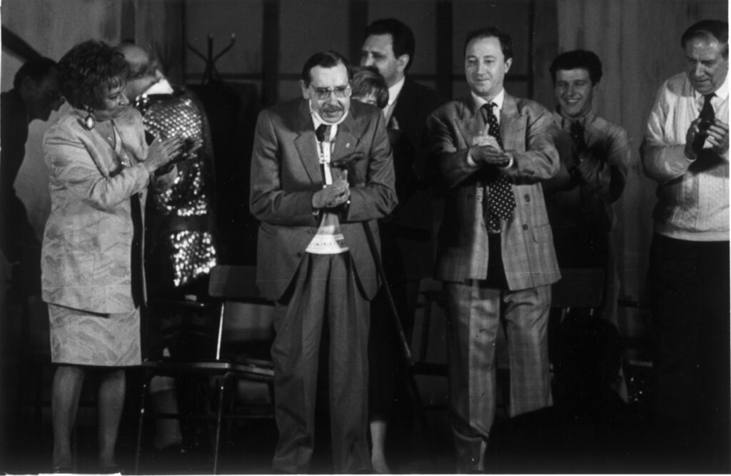 El Trabajo posarà en escena dos obres inèdites d'Armando Santacreu