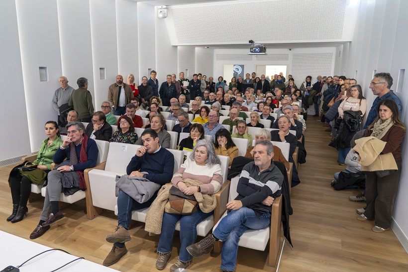 La Canal, amb arguments a favor i en contra, es manté en el centre de les mirades