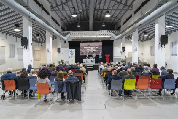 ‘Memòria, barri i futur’ repassa l’evolució urbana recent