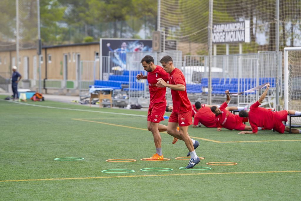 El futbol comença a tornar-li a l’Alcoyano el que li va llevar