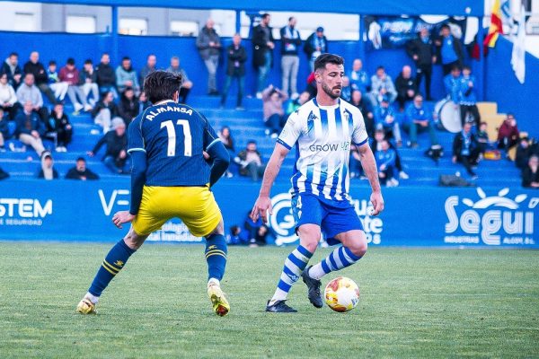 Seligrat amenaça el dolç moment de l’Alcoyano